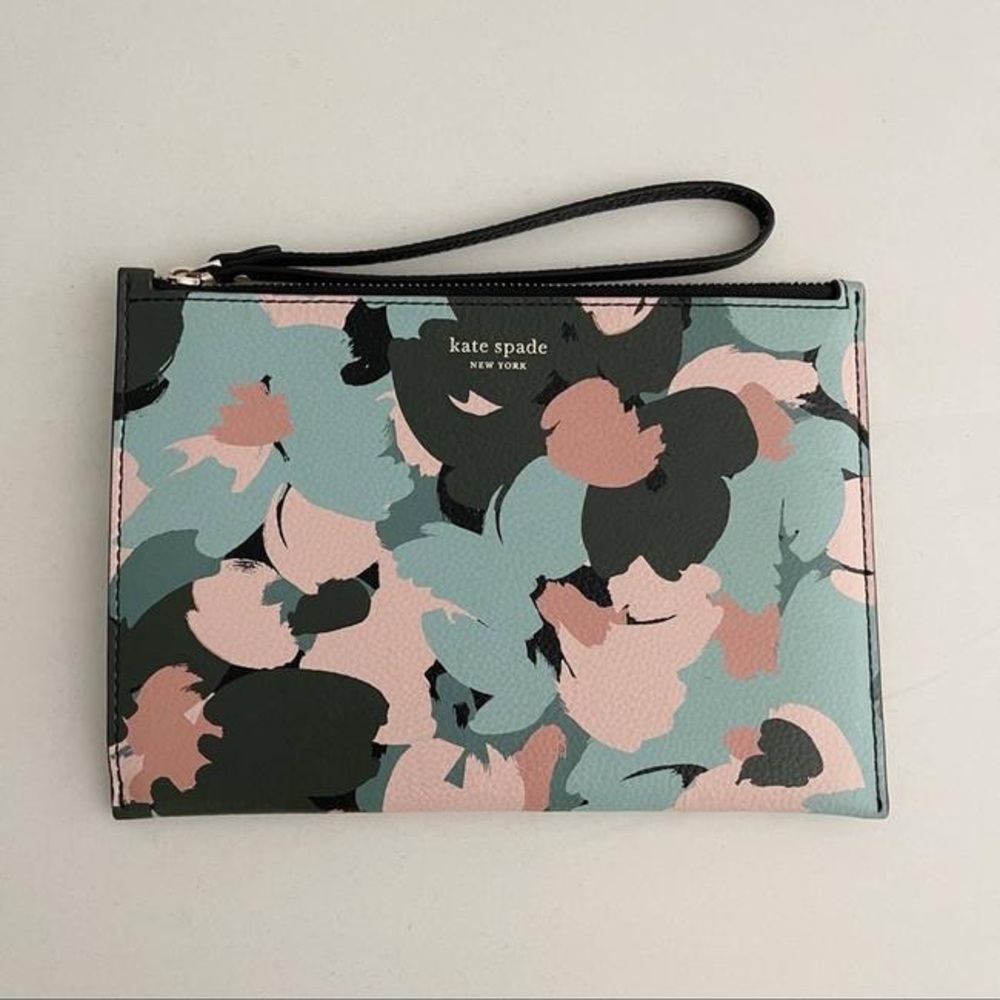 Kate Spade Margaux Blush Bloom Wristlet